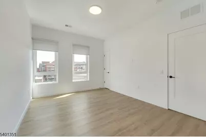 22 Schuyler Pl #201, Morristown, NJ 07960 - Photo 5