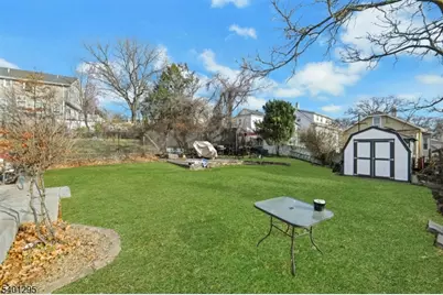 42 Lakeshore Dr #2, Prospect Park, NJ 07508 - Photo 19