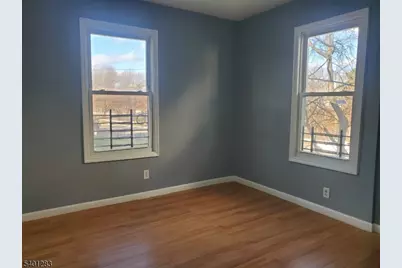 64 Schuyler Ave, Newark, NJ 07112 - Photo 7