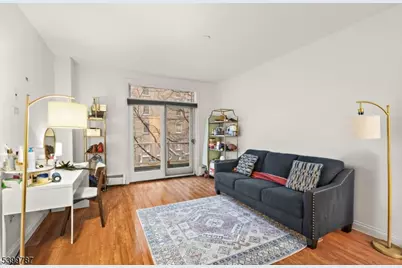 207-31 Shearwater Ct West #31, Jersey City, NJ 07305 - Photo 9