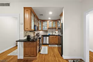 207-31 Shearwater Ct W, Jersey City, NJ 07305 - Photo 7