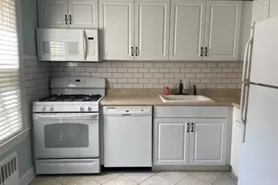 46B Parkway Village, Cranford Township, NJ 07016 - Photo 3