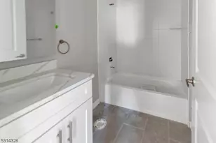 862 E Jersey St, Elizabeth, NJ 07201 - Photo 13