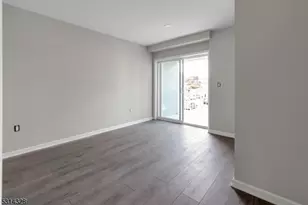 862 E Jersey St, Elizabeth, NJ 07201 - Photo 15