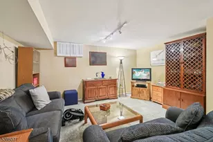 181 Long Hill Rd, Little Falls Township, NJ 07424 - Photo 25