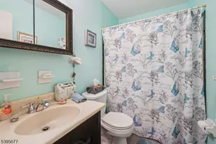 181 Long Hill Rd, Little Falls Township, NJ 07424 - Photo 21