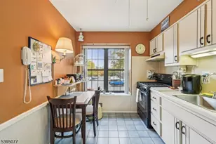 181 Long Hill Rd, Little Falls Township, NJ 07424 - Photo 9