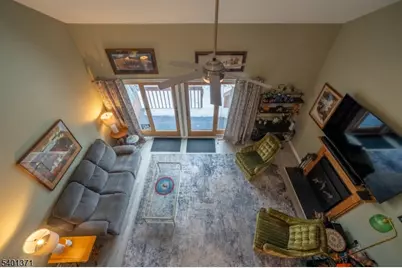 44 Sparrow Circle, Hampton Township, NJ 07860 - Photo 5