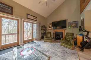 44 Sparrow Cir, Hampton Township, NJ 07860 - Photo 7