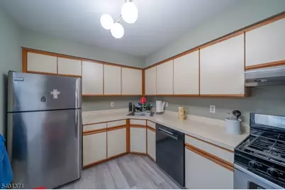 44 Sparrow Circle, Hampton Township, NJ 07860 - Photo 13