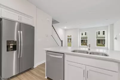 4 Sadie Cir #4103, Union Township, NJ 07083 - Photo 5