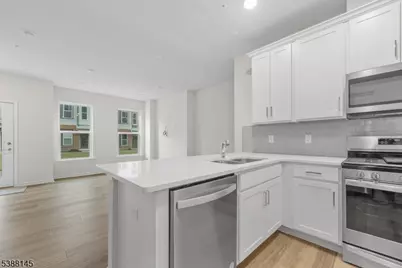 4 Sadie Cir #4103, Union Township, NJ 07083 - Photo 9