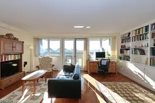 1 Euclid Ave, Summit, NJ 07901 - Photo 3