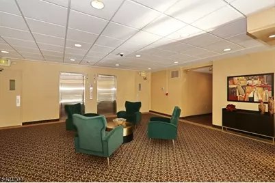 1 Euclid Ave #5F, Summit, NJ 07901 - Photo 33