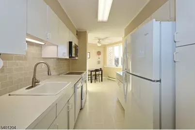 1 Euclid Ave #5F, Summit, NJ 07901 - Photo 13