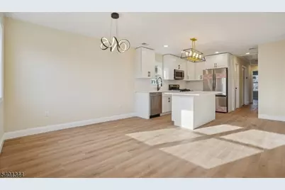 11 Washington Ave #2, Summit, NJ 07901 - Photo 5