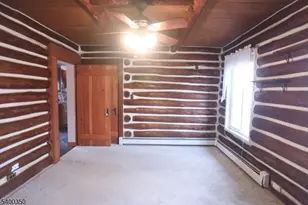 22 Choctaw, Jefferson Township, NJ 07438 - Photo 9