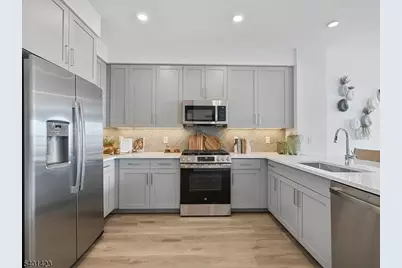 2000 Schindler Dr #A6B, Old Bridge Township, NJ 08879 - Photo 5