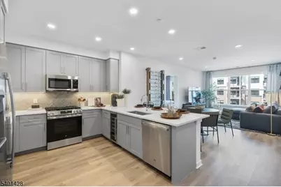 2000 Schindler #B16, Old Bridge Township, NJ 08879 - Photo 33