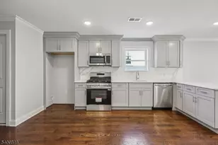 139 N 15th St, East Orange, NJ 07017 - Photo 29