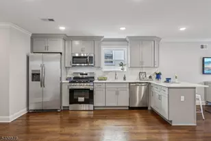 139 N 15th St, East Orange, NJ 07017 - Photo 9