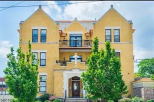 36 W 14th St Unit, Bayonne, NJ 07002 - Photo 1