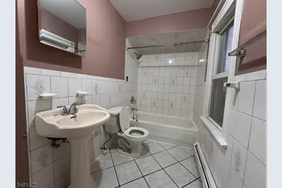 748 Trumbull St #2, Elizabeth, NJ 07201 - Photo 9