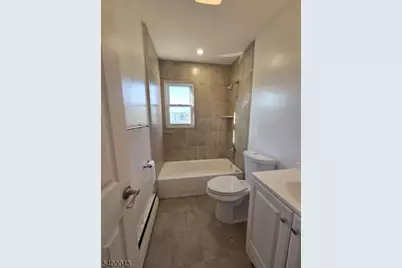 25 Oxford St #2, Paterson, NJ 07522 - Photo 5