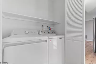 35 Crown Rd, Franklin Township, NJ 08873 - Photo 25