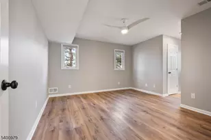 35 Crown Rd, Franklin Township, NJ 08873 - Photo 15