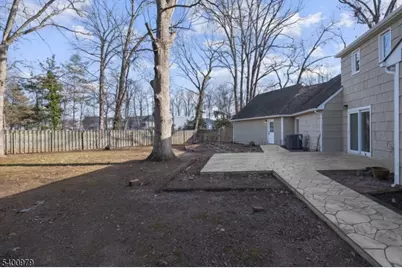 35 Crown Rd, Franklin Township, NJ 08873 - Photo 27