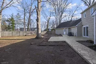 35 Crown Rd, Franklin Township, NJ 08873 - Photo 27