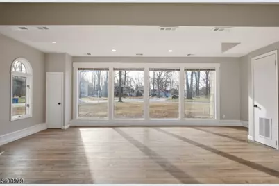 35 Crown Rd, Franklin Township, NJ 08873 - Photo 13