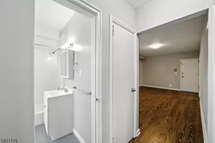 819 Bloomfield Ave Unit, Montclair Twp., NJ 07042 - Photo 13