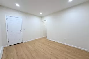 356 Carnegie Pl, Union Township, NJ 07088 - Photo 3