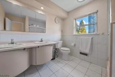 218 Haddenfield Rd, Clifton, NJ 07013 - Photo 9