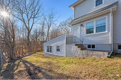 17 Lakeview Ave, Park Ridge, NJ 07656 - Photo 37