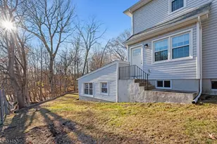 17 Lakeview Ave, Park Ridge, NJ 07656 - Photo 37