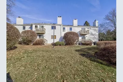 208 Blackberry Ct, Raritan Township, NJ 08822 - Photo 19