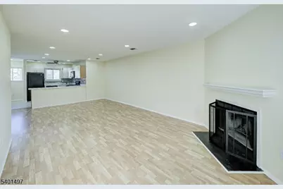 208 Blackberry Ct, Raritan Township, NJ 08822 - Photo 13