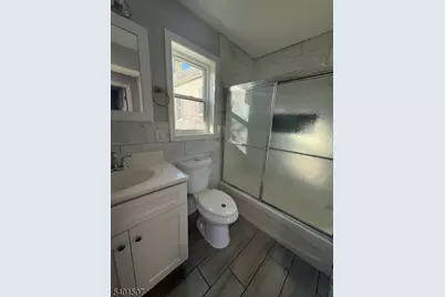 194 N 1st, Paterson, NJ 07522 - Photo 9