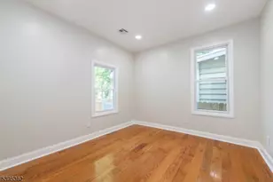 26 Washington St, Montclair, NJ 07042 - Photo 21