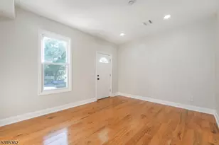 26 Washington St, Montclair, NJ 07042 - Photo 27