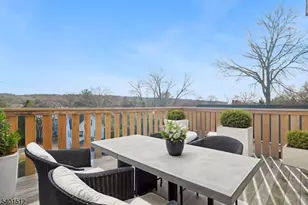 19 Mountain Ave, Mahwah, NJ 07430 - Photo 7