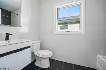 19 Mountain Ave, Mahwah, NJ 07430 - Photo 19