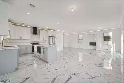 19 Mountain Ave, Mahwah, NJ 07430 - Photo 5