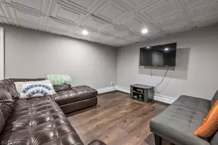 525 Pines Lake Dr, Wayne, NJ 07470 - Photo 33