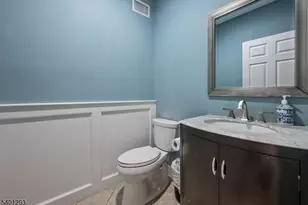 525 Pines Lake Dr, Wayne, NJ 07470 - Photo 21