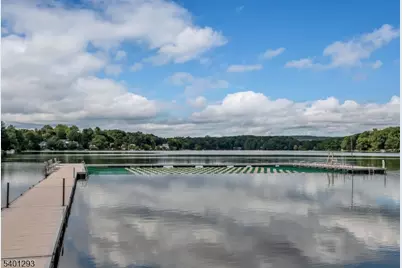 525 Pines Lake Dr, Wayne, NJ 07470 - Photo 45
