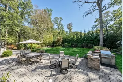 525 Pines Lake Dr, Wayne, NJ 07470 - Photo 35